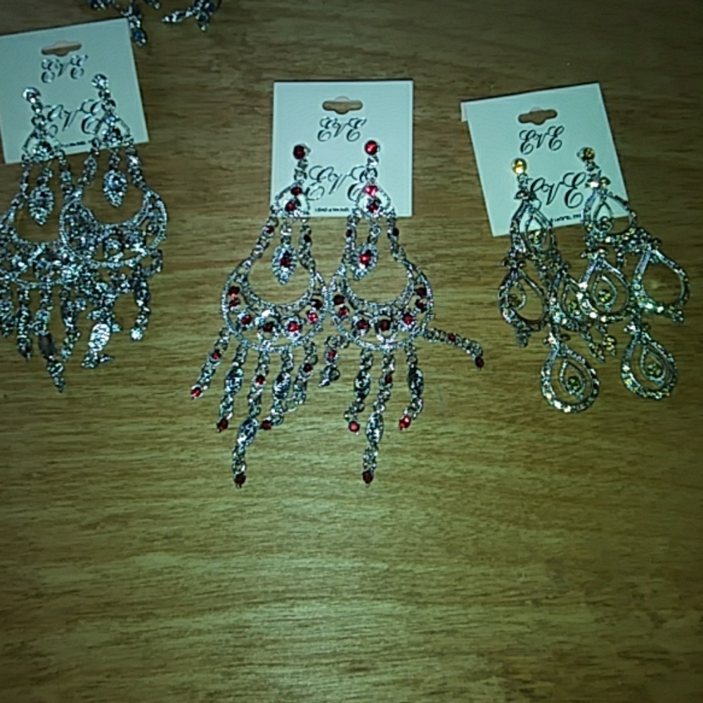 Earings - Picture 7 of 7